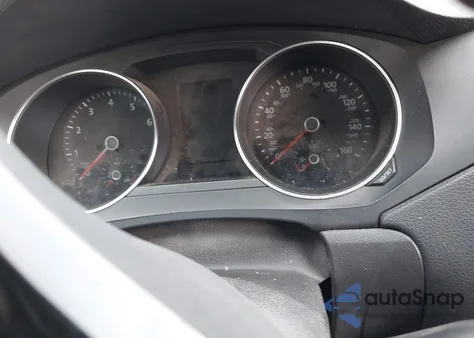 2018 Volkswagen Jetta 1.4T Se/1.4T Wolfsburg Edition z USA, uszkodzony, nr VIN 3VWDB7AJXJM247047